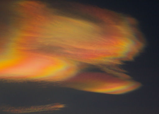[Image: nacreous_strip.jpg]