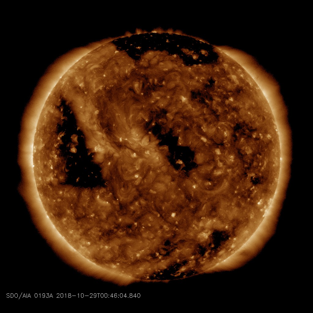 http://www.spaceweather.com/images2018/29oct18/coronalhole_sdo_blank.jpg?PHPSESSID=4vkm1gij05nadfjav7ak1g30h5