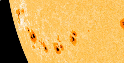 https://www.spaceweather.com/images2024/25oct24/chain_strip.jpg