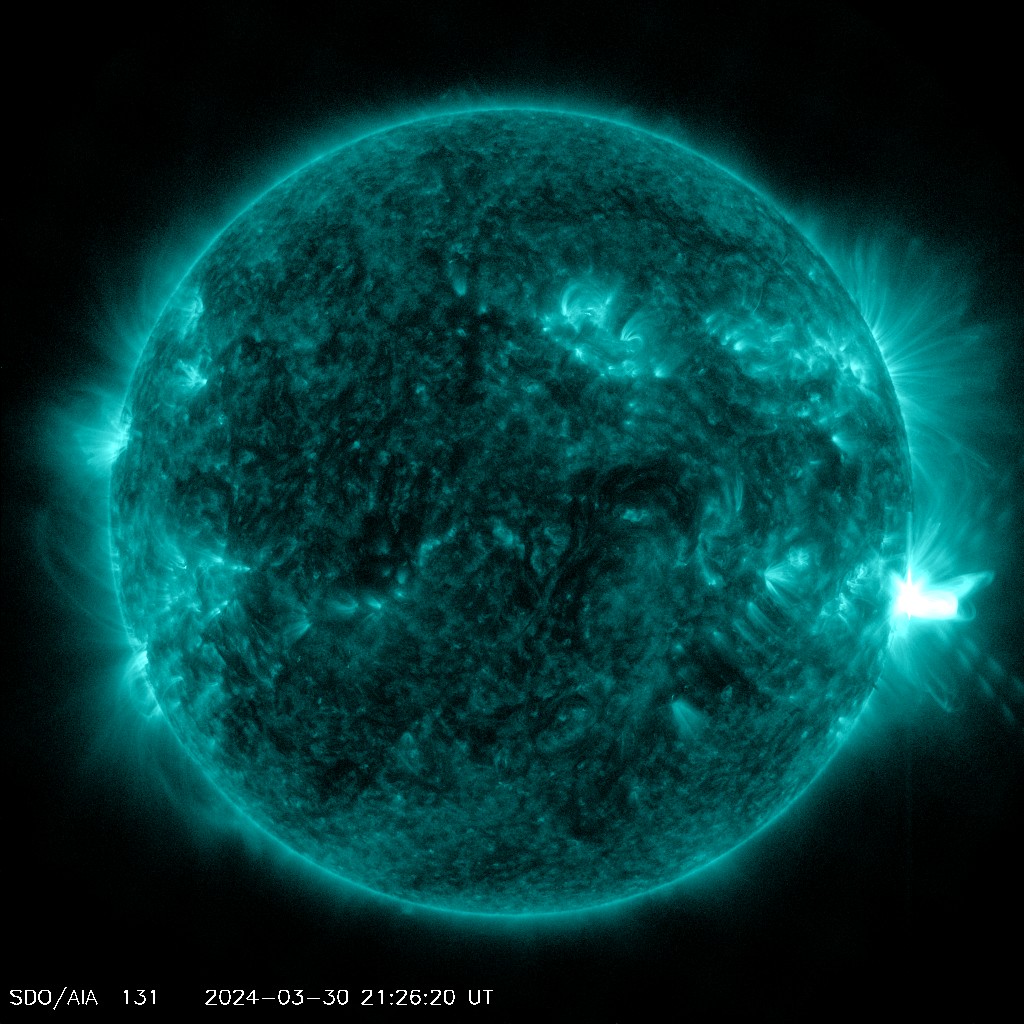 https://www.spaceweather.com/images2024/30mar24/m9p4_teal.jpg